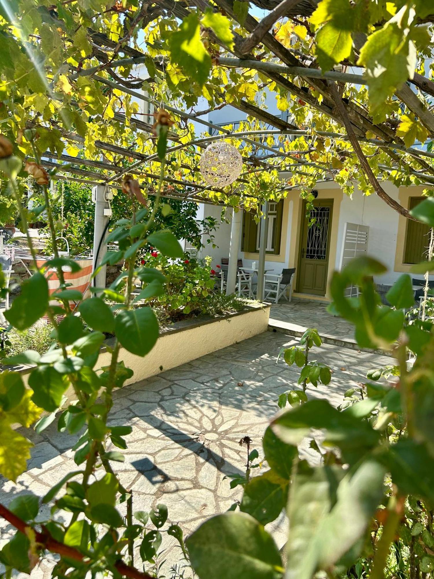 Pansion Episkopi Studios Skopelos Town Exterior photo