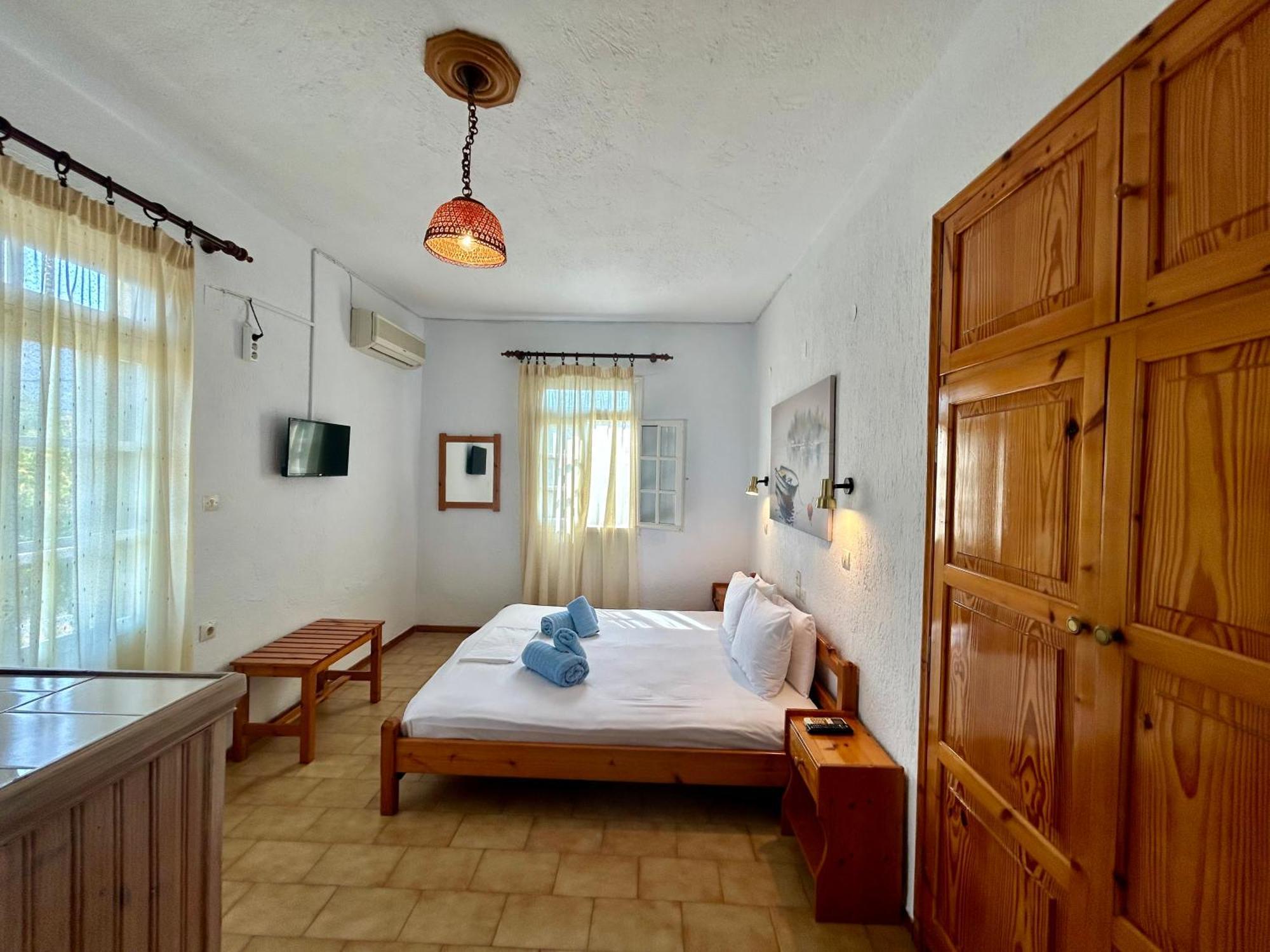 Pansion Episkopi Studios Skopelos Town Exterior photo