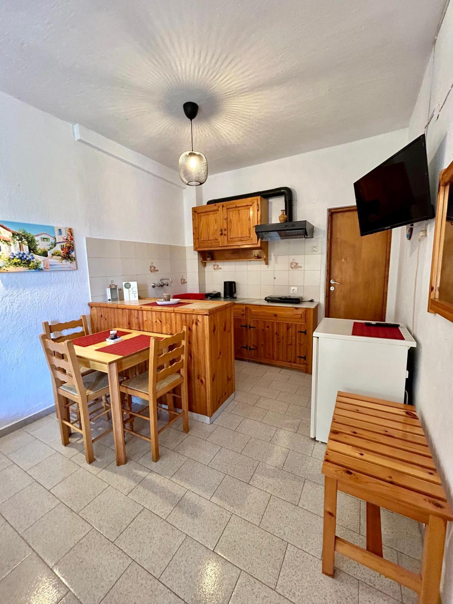 Pansion Episkopi Studios Skopelos Town Exterior photo